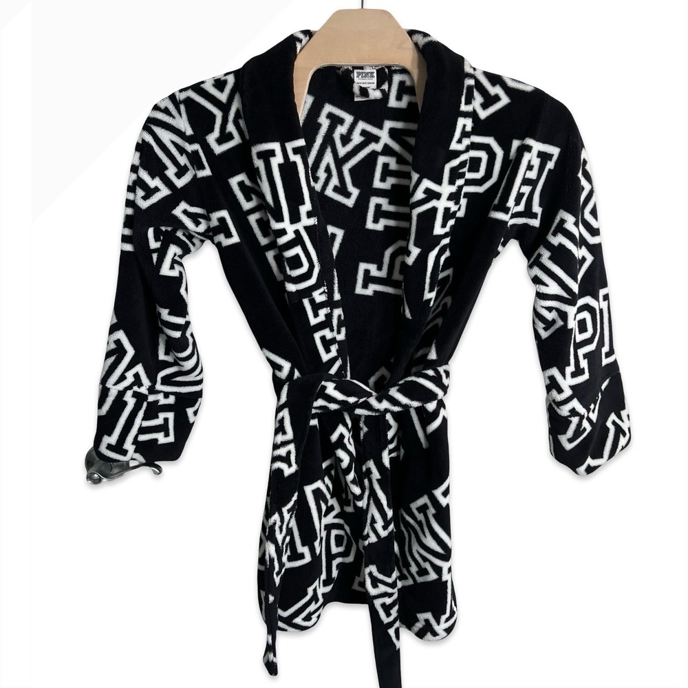 Victorias Secret PINK Black White Logo Plush Fleece Robe XSmall/Small 11066044